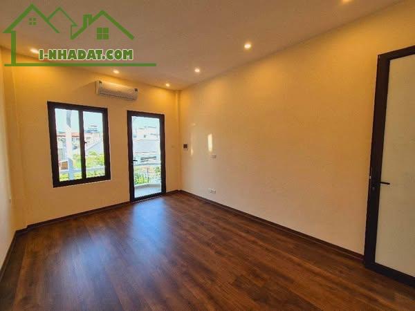 BÁN NHÀ HỒNG TIẾN - BỒ ĐỀ - NHÀ 5 TẦNG 4 NGỦ - GARA Ô TÔ- LÔ GÓC- THIẾT KẾ TUYỆT ĐẸP. - 4