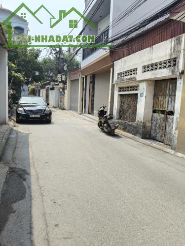 Chất lừ –Bán nhà 5 tầng mới coong  - Ngõ 318 Ngọc Trì  – Giá nhỉnh 5 tỷ