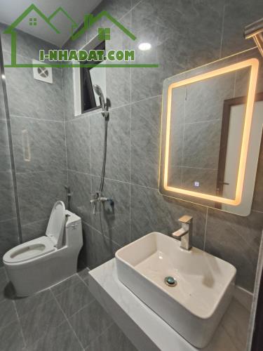 Chất lừ –Bán nhà 5 tầng mới coong  - Ngõ 318 Ngọc Trì  – Giá nhỉnh 5 tỷ - 3