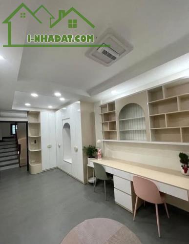 NHÀ CỰC MỚI BỒ ĐỀ GIẢM GIÁ HƠN 7 TỶ 31m x 6 tầng x mặt tiền 3.5m - 4