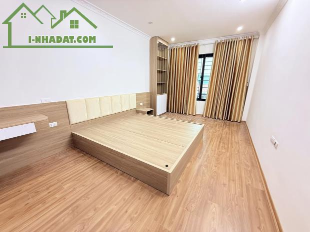 Bán Nhà Phố Xuân Phương 35m2 x 6 tầng thang máy, ngõ thông rộng ô tô đỗ cửa vào nhà, nhà