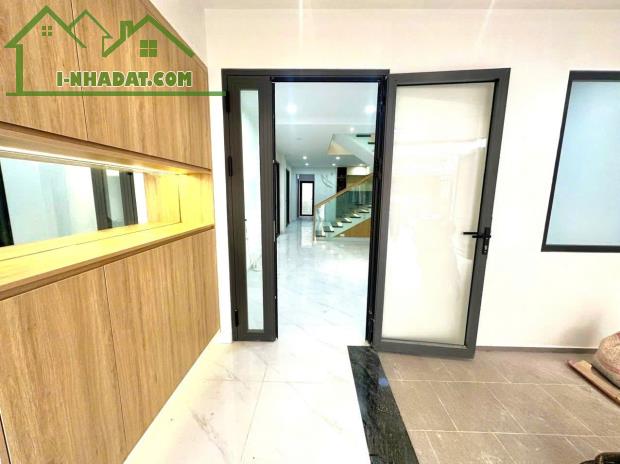 Bán Nhà Đẹp, Hẻm 6m Lê Văn Lương, 97m2, 2 Tầng, Chỉ 11 Tỷ 5, Tân Kiểng, Quận 7 - 4
