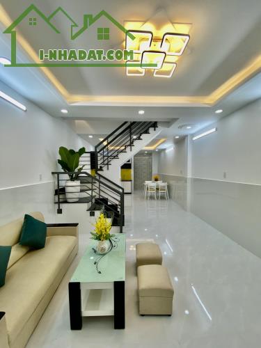 Bán nhà Hẻm xe tải Gò Xoài giáp Tân Phú 2Tầng Đẹp 4x13M chỉ 4,95 tỷ TL