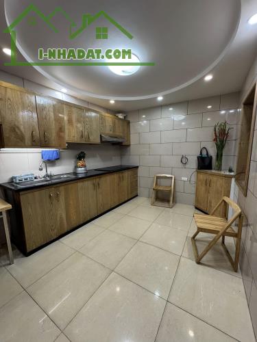 Cho thuê nhà ở hộ GĐ Nguyễn Công Trứ, Hai Bà Trưng 4 tầng x 25m2, 2 ngủ, 3 WC, 8 Triệu