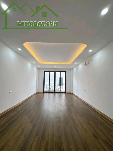 Nhà Ba Đình 6 tầng thang máy x mặt tiền 4.5M -  Cách ô tô đỗ 20M - Sổ nở hậu.