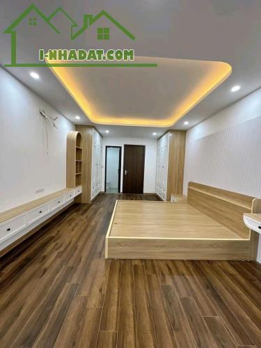 Nhà Ba Đình 6 tầng thang máy x mặt tiền 4.5M -  Cách ô tô đỗ 20M - Sổ nở hậu. - 1