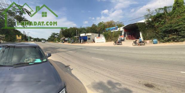 BÁN LÔ GÓC 2MT 6X32=319,6M2 THỔ CƯ FULL SHR THÔNG RA QL13 GIÁ 460TR