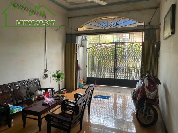 Nhà mặt tiền Trần Tấn – chủ đi định cư - giảm 1 Tỷ – 8.5 Tỷ, Công Chứng Ngay. Đủ tiện ích. - 1