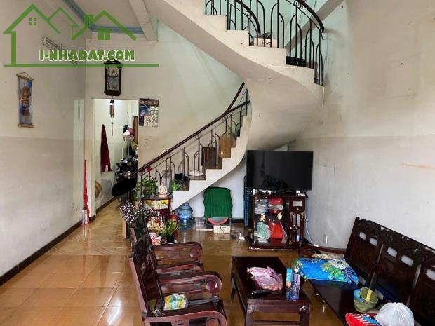 Nhà mặt tiền Trần Tấn – chủ đi định cư - giảm 1 Tỷ – 8.5 Tỷ, Công Chứng Ngay. Đủ tiện ích. - 2
