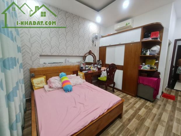 Khu Biệt Lập Bên Sông – Hiệp Bình Chánh – Nhà 4 Tầng Nội Thất Gỗ Cao Cấp – Ngang 4x17m. - 1