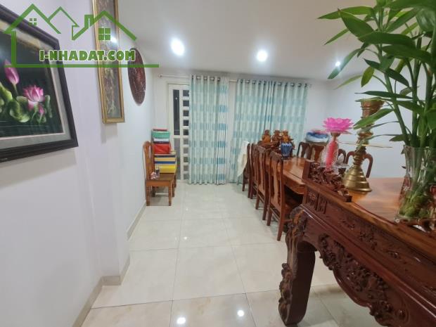 Khu Biệt Lập Bên Sông – Hiệp Bình Chánh – Nhà 4 Tầng Nội Thất Gỗ Cao Cấp – Ngang 4x17m. - 2