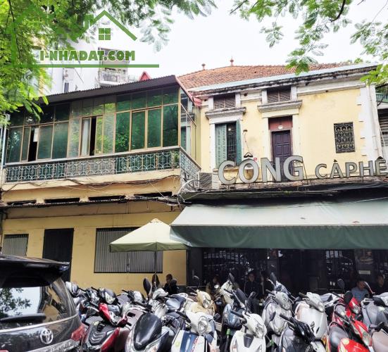Bán Nhà Mặt Phố Yên Phụ, Tây Hồ, DT 373m2 x MT:10,6m. Giá Rẻ.
