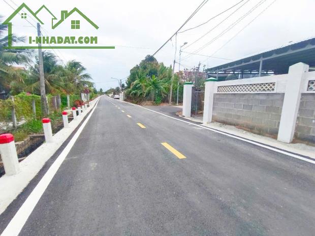 Bán đất thổ cư Thôn Lạc ninh - Ninh Thọ giá bán cho khách muốn đầu tư Lh: 0868750144 Lê Dâ - 1