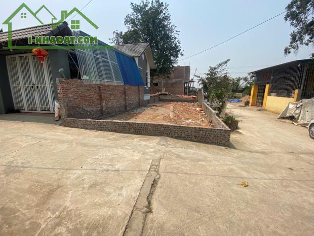 lô góc130m full đất ở thị trấn xuân mai giá chỉ nhỉnh 30tr đường 2 ô tô tránh nhau - 1