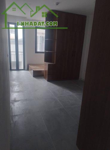 Bán Gấp Tòa Nhà Dòng Tiền Khủng Nhất Phố Đình Thôn, Mặt Ngõ Ô Tô Đỗ Cửa, DT 155m² - 10 Tần - 2