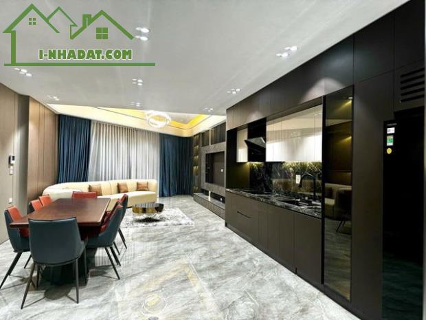 Bán nhà mặt phố Hồng Tiến Long biên 62m sử dụng 75m 8T MT8m giá 38.6 tỷ vỉa hè 5m gara ô t - 5