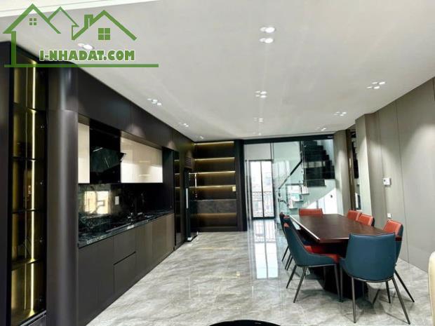 Bán nhà mặt phố Hồng Tiến Long biên 62m sử dụng 75m 8T MT8m giá 38.6 tỷ vỉa hè 5m gara ô t - 3