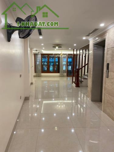 Mặt phố Nhật Chiêu - Tây Hồ, 110m2, 5 tầng, 1 hầm, mặt tiền 6,6m, chào bán 666tr/m2 - 2