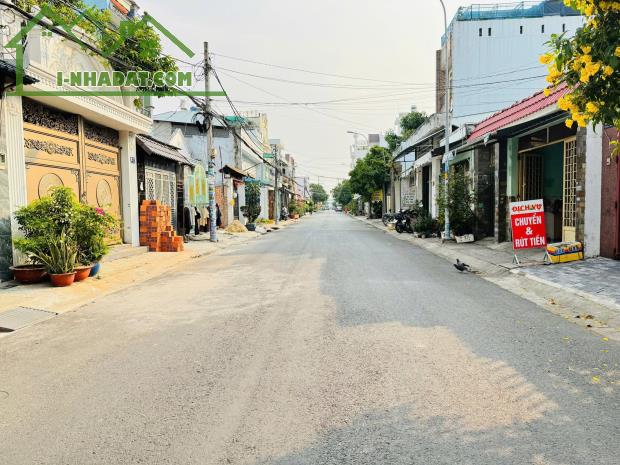 🔥 BIỆT THỰ 3 TẦNG LÔ GÓC  - 220M2 – MẶT TIỀN NGUYỄN THỊ THƠI - QUẬN 12 - CHỈ 18 TỶ (TL)🔥 - 1