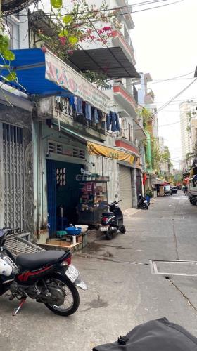 Bán nhà gấp: hẻm quang trung : 96 m2  5 tầng giá 14,5 tỷ