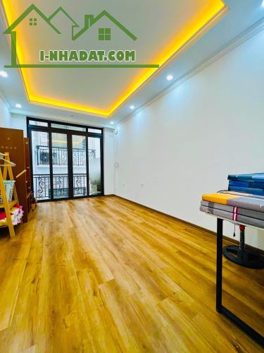 BÁN NHÀ NGUYỄN NGỌC VŨ – 35M², 5 TẦNG, NHÀ MỚI ĐẸP – CÁCH Ô TÔ 5M – 7.6 TỶ - 5