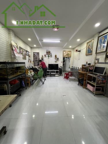 Siêu phẩm Tân Phú - hẻm 3m TKTQ thông Trần Văn Ơn - 55m² ngang lớn 4.2m nở hậu chỉ 4.5 tỷ - 1