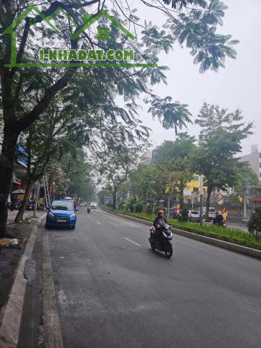 NHÀ MẶT ĐƯỜNG LẠC LONG QUÂN TÂY HỒ, VỊ TRÍ ĐẸP KINH DOANH ĐỈNH. DT 200M2 GIÁ CHÀO 125 TỶ