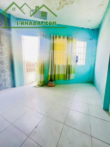 🏡 NHÀ MẶT TIỀN ĐƯỜNG 30M, HIỀN VƯƠNG, TÂN PHÚ 68M2. KINH DOANH CỰC ĐỈNH. GIÁ CHỈ  8.9 TỶ - 3