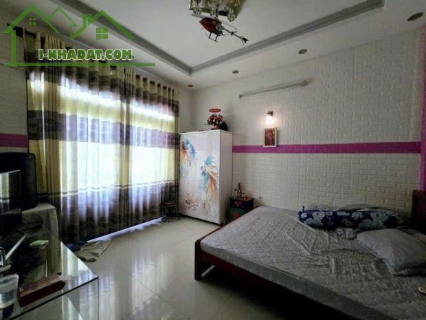 Bán nhà 2 tầng, 170m², 4PN, 4WC, Linh Xuân, Thủ Đức - 6.35 tỷ