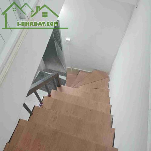 Cần bán nhà 2 tầng kiệt Hoàng Diệu, TTTP giá chỉ nhỉnh 2 tỷ. - 4