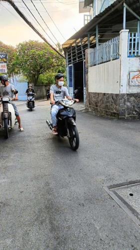 NHÀ 218M2, NGANG 7M, NGAY TÔ NGỌC VÂN, P TAM BÌNH THỦ ĐỨC GIÁ 9,5 TỶ, HẺM XE TẢI - 1