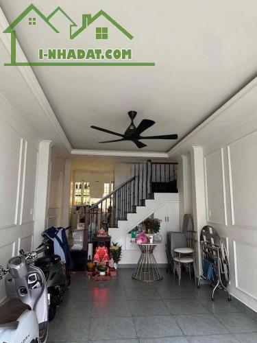 Bán gấp nhà giá cực mềm ngay Dương Quảng Hàm P6 Gò Vấp 52m2 chỉ 3tỷ090 - 3