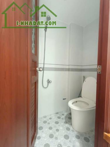 CẦN BÁN GẤP NHÀ 1 TRỆT 1 LỬNG, 2PN, 2TOILET,SỔ HỒNG RIÊNG,GIÁ 1TY450,TL. - 3
