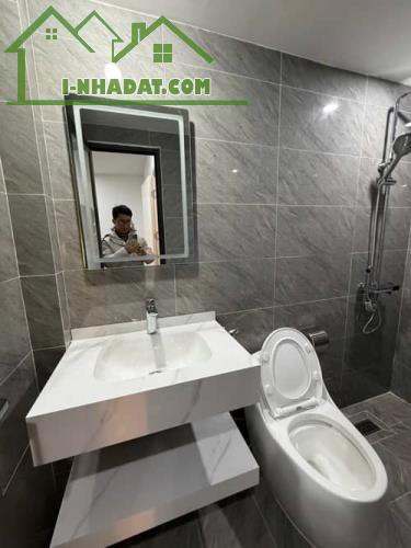 BÁN NHÀ GẦN HỌC VIỆN CẢNH SÁT_LÊ VĂN HIẾN_GẦN PHỐ_Ô TÔ ĐỖ CỬA_NGÕ RỘNG_36M2_6T_CHỈ 7.8 TỶ - 1
