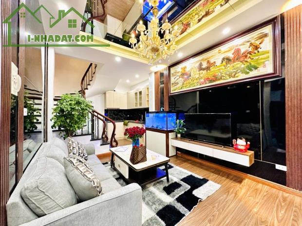 NHÀ PHỐ KIM NGƯU-ĐỦ NỘI THẤT-5,5 TỶ-Ở NGAY