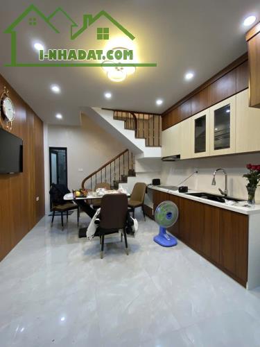 Bán 10 căn Minh Khai DT30m2 xây 5 tầng giá hơn 60 tỷ - 1