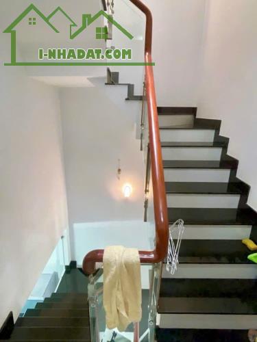 Bán gấp nhà mặt tiền đường số 4c,khu tên lửa,bình tân (4x16x4 tầng) 9,8 Tỷ tl