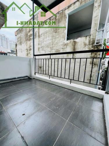 Bán nhà Lạc Long Quân: nhà dân xây, 2 thoáng, 50m ra oto, nhà đẹp - 3