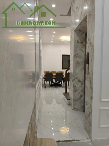 Bán nhà mới  Nhuệ Giang, thang máy,  phân lô, ô tô ,2 thoáng full nội thất - 3