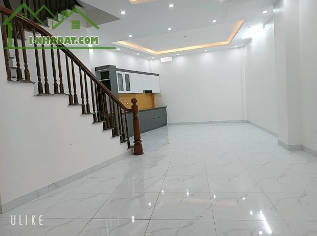 NHÀ PHỐ CAO CẤP 8 PHÒNG KHÉP KÍN  – VỊ TRÍ ĐẮC ĐỊA - 1