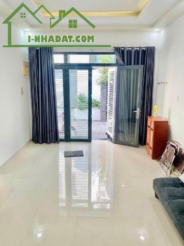 NHÀ 2 TẦNG BTCT - HXH ÂU DƯƠNG LÂN - 4,1X13,5M - 15TR/THÁNG - CHỈ 5 TỶ - 5