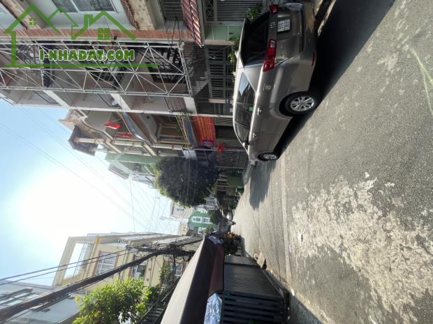 BÁN NHÀ HXT Cộng Hòa, Tân Bình 4 tầng 83m2 (5,2x16). Nhà đẹp ở ngay. Giá chỉ 19 tỷ.