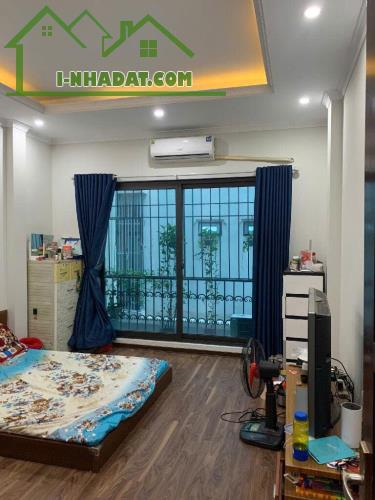 bán nhà Hoàng Mai 60m Định Công Thượng, ngõ rộng, sổ vuông tiện ích bạt ngàn - 1
