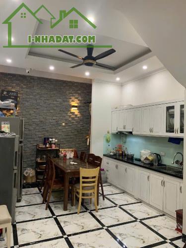 bán nhà Hoàng Mai 60m Định Công Thượng, ngõ rộng, sổ vuông tiện ích bạt ngàn - 3