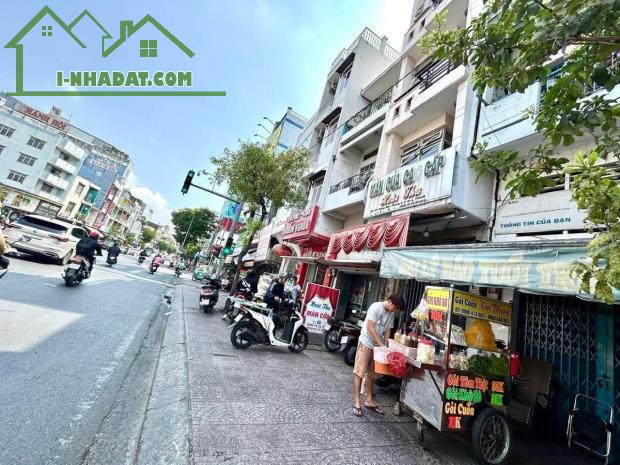NHÀ ĐẸP NGAY MẶT TIỀN Đ. HOÀNG DIỆU- VỊ TRÍ KINH DOANH ĐA NGÀNH NGHỀ.