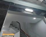 Bán nhà đẹp Hai Bà Trưng, 22m2, 4 tầng, mặt phố, nhỉnh 4 tỷ