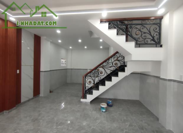 Bán nhà 2 tầng mới. Ngang 5m ko QH 4.4tỷ Phường HBC - 2