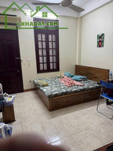 CẦN BÁN GẤP NHÀ CHÍNH CHỦ PHỐ VĂN CAO THUỴ KHUÊ TÂY HỒ 48M 5 TẦNG HƠN 10 TỶ SÁT OTO GẦN HỒ - 2