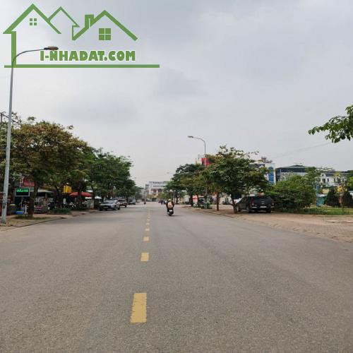 60m2 với mặt tiền gần 5m khu Tái định cư Trâu Quỳ, Gia Lâm, hàng siêu hiếm. Lh 0989894845 - 1