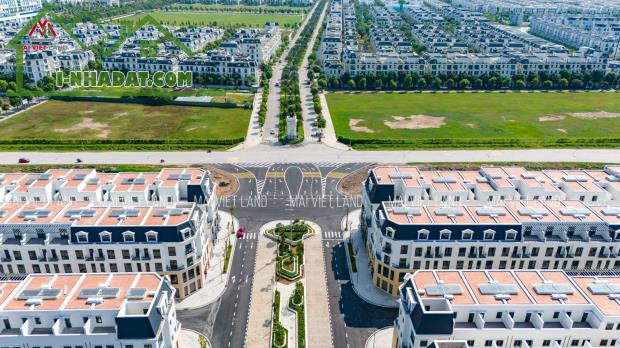 BÁN NHÀ PHỐ 5 TẦNG ĐỐI DIỆN CHUNG CƯ VINHOMES THANH HÓA